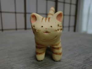 ねこひげすたんど